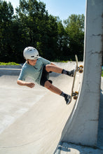 Afbeelding in Gallery-weergave laden, Skatekampen Halle