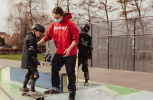 Afbeelding in Gallery-weergave laden, Skatekamp Lot
